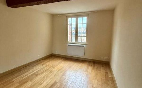 Appartement à vendre    3 pièces • 76,69 m2 Toulouse