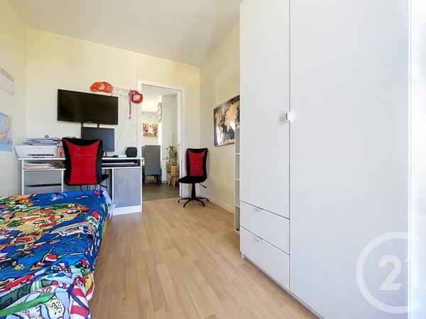 Appartement F4 à vendre  4 pièces - 67,91 m 2   ROCHEFORT  - 17