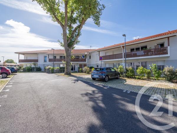 Appartement F2 à vendre  2 pièces - 52,04 m 2   DAX  - 40