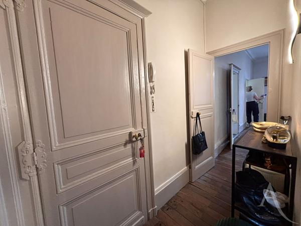 Appartement 2 pièces en centre-ville de Bourges avec charme !