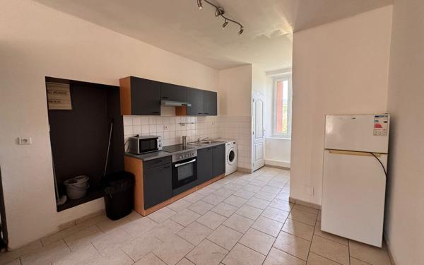 Appartement à louer    3 pièces •  Molières-sur-Cèze