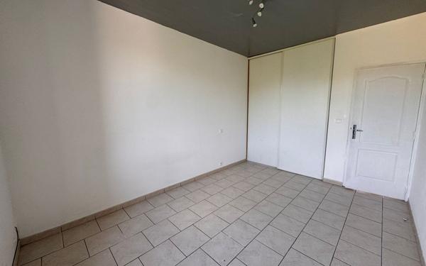 Appartement à louer    3 pièces •  Molières-sur-Cèze