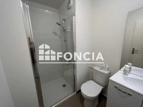 Location Studio meublé 19.46 m² - 20 RUE ALFRED KASTLER La Rochelle 17000