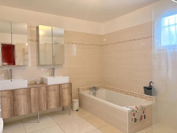 Villa de type plain pied Conques Sur Orbiel 4 pièces