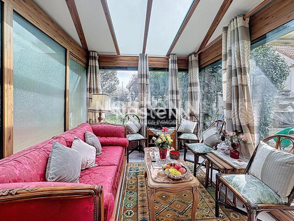 Maison familiale à Morangis proche des écoles et des transports 4 chambres sous-sol total