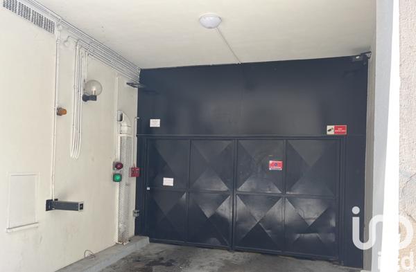 Parking à vendre 12 m² Paris 3