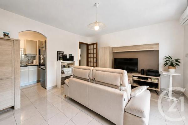 Appartement F3 à vendre  3 pièces - 52,90 m 2   SIX FOURS LES PLAGES  - 83