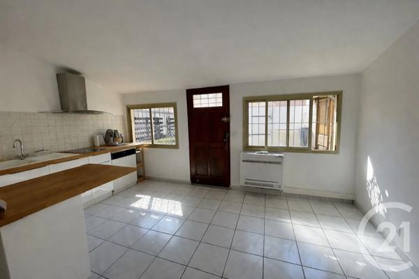 Appartement F3 à vendre  3 pièces - 52,90 m 2   SIX FOURS LES PLAGES  - 83
