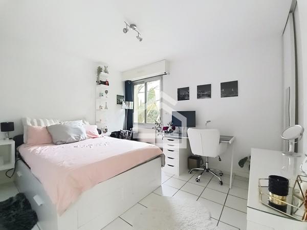 Maison 5 pièce(s) 4 chambre(s) 210 m²