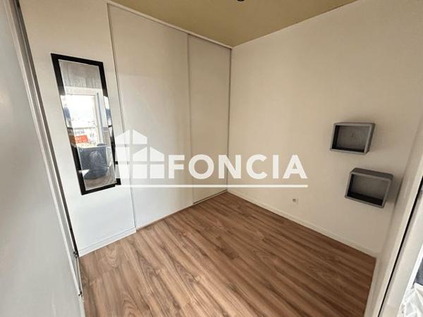 Location Studio 34.8 m² - 105 RUE DU 4 SEPTEMBRE Valence 26000