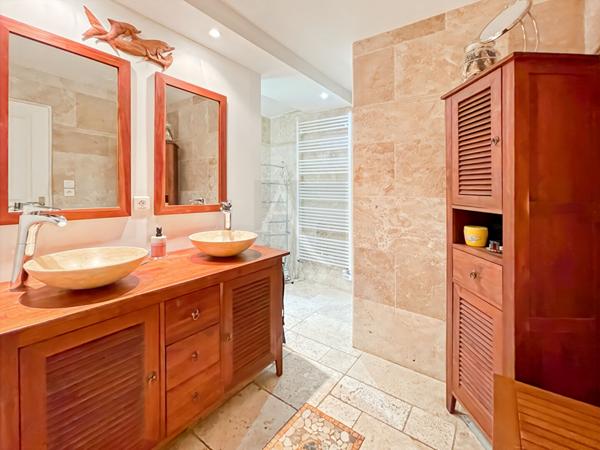 Charmante maison périgourdine avec dépendance, proche de Villeréal