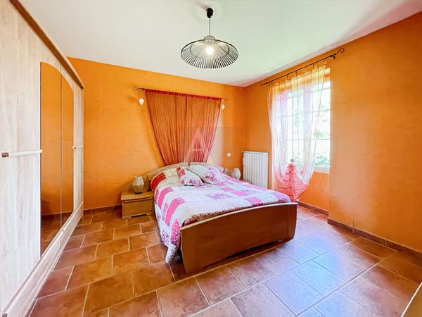 Charmante maison périgourdine avec dépendance, proche de Villeréal