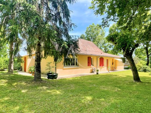 Charmante maison périgourdine avec dépendance, proche de Villeréal