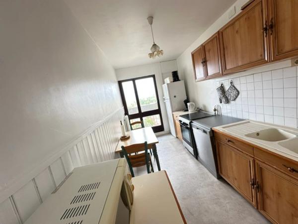 🌇 RARE À ANGOULÊME – Appartement 3 chambres au dernier étage ! ✨