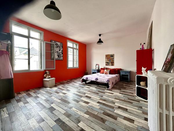 Maison de ville aux volumes remarquables, 3 chambres