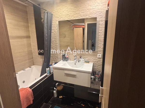 Appartement à MANDRES-LES-ROSES, 94520 - 3 pièces 63m²