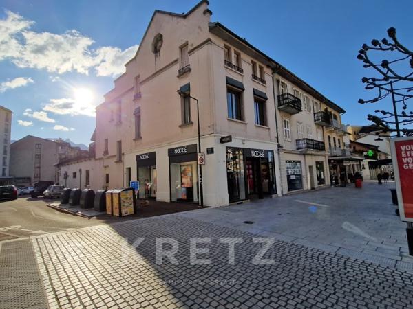 Opportunité hyper centre Aix les Bains lot 2 appartements extension possible