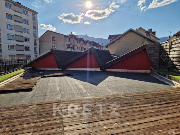 Opportunité hyper centre Aix les Bains lot 2 appartements extension possible