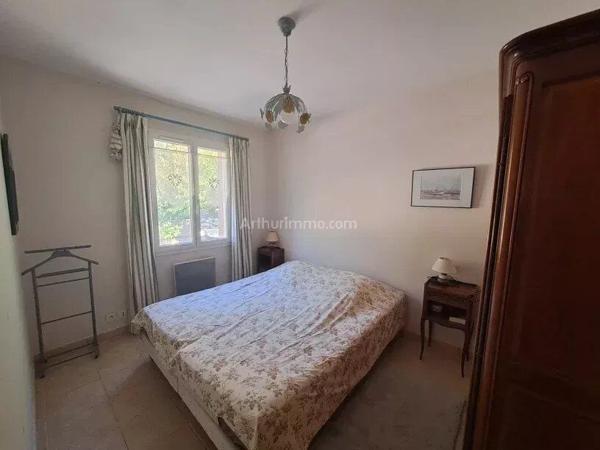 Vente                                                      Villa
                        
                     4 pièces                      99 m2                     à Salernes