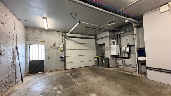 NIORT- loft de 263m² avec piscine et garage