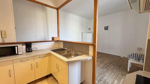 NIORT- loft de 263m² avec piscine et garage