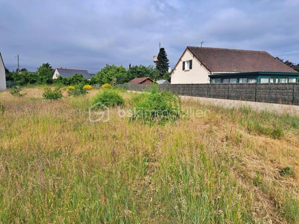 Terrain de 1 214 m²