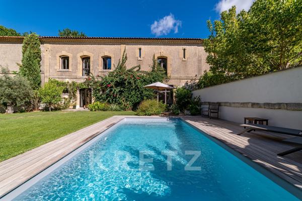 Mas entièrement rénové avec piscine