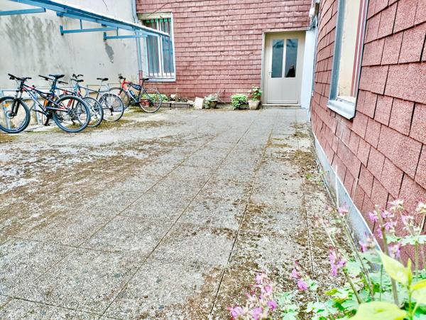 Besançon (25000) Appartement + terrasse + garage double + cave