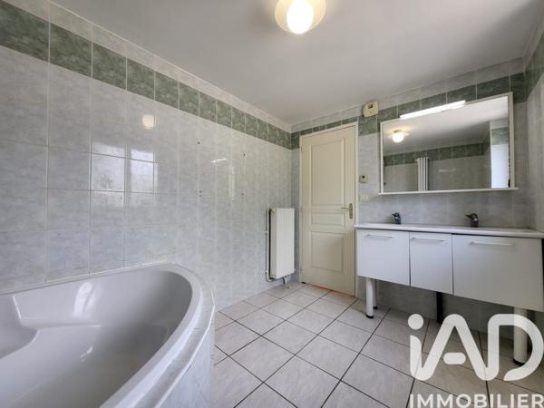 Location maison 5 pièces 130 m² Rozier-en-Donzy