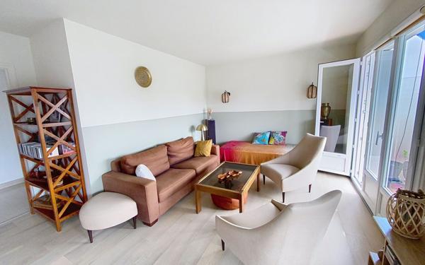 Appartement à vendre    3 pièces • 102,81 m2 Joué-lès-Tours