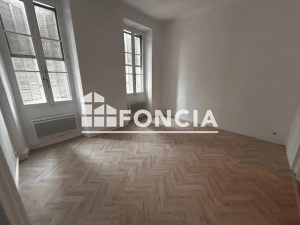 Location Studio 36.4 m² - 26 RUE D'ISLY Marseille 13005