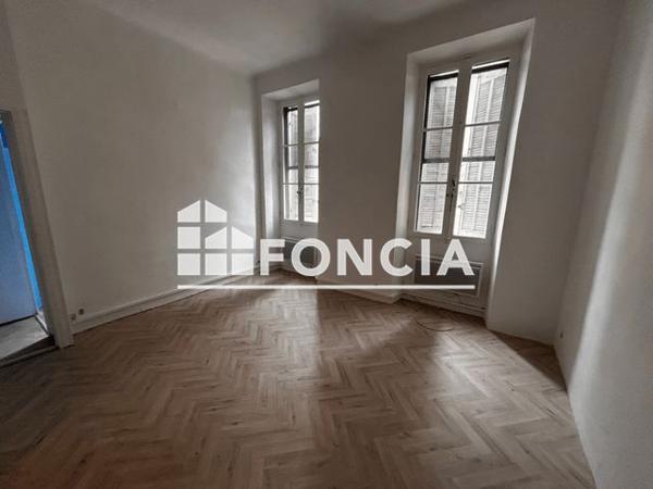 Location Studio 36.4 m² - 26 RUE D'ISLY Marseille 13005