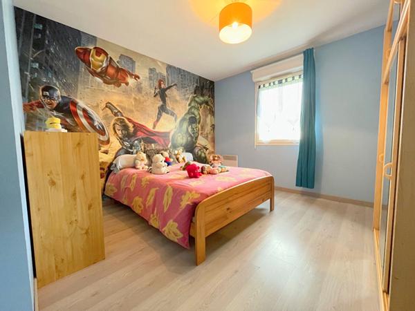 A vendre - Chaumont-En-Vexin Maison de PLAIN-PIED 122 m² avec 4 chambres et jardin clos