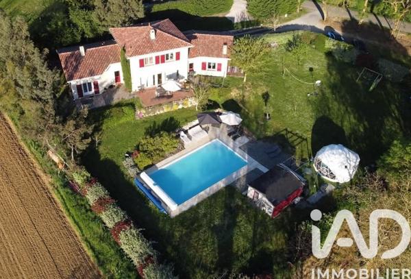 Maison à vendre 10 pièces 234 m² Puylausic