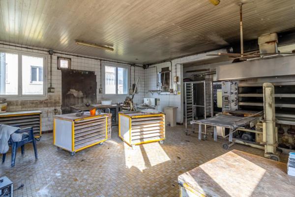 Maison Gievres 12 pièce(s) 228 m2