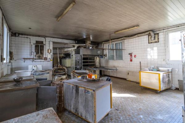 Maison Gievres 12 pièce(s) 228 m2