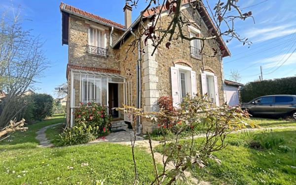 Maison à vendre    5 pièces • 97 m2 Bures-sur-Yvette