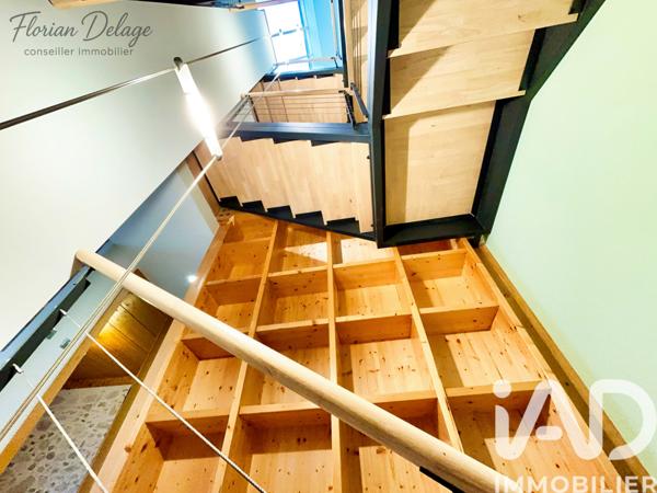 Maison à vendre 7 pièces 225 m² Saint-Genis-Pouilly