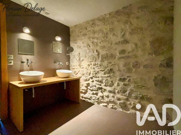 Maison à vendre 7 pièces 225 m² Saint-Genis-Pouilly