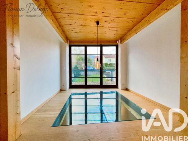 Maison à vendre 7 pièces 225 m² Saint-Genis-Pouilly