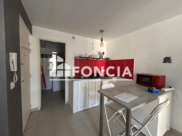 Location Studio 23.62 m² - 29 BIS PLACE MIOLLIS Aix En Provence 13100