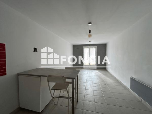 Location Studio 23.62 m² - 29 BIS PLACE MIOLLIS Aix En Provence 13100