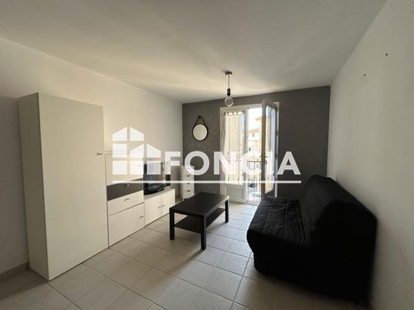 Location Studio 23.62 m² - 29 BIS PLACE MIOLLIS Aix En Provence 13100