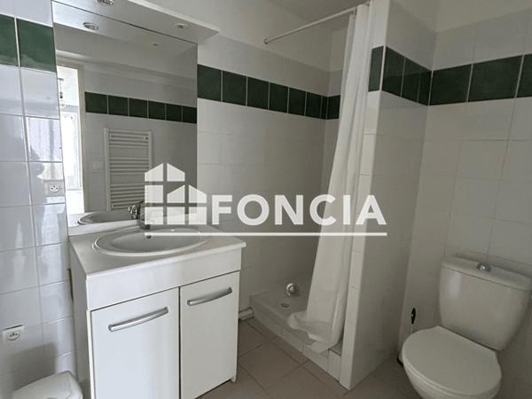 Location Studio 23.62 m² - 29 BIS PLACE MIOLLIS Aix En Provence 13100