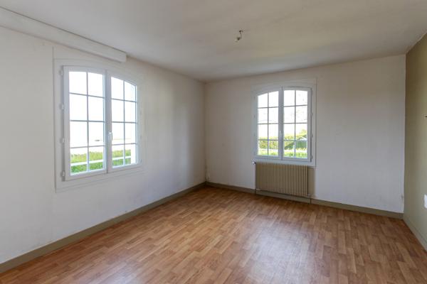 Mayenne (53100) Maison 3-4 chambres avec jardin