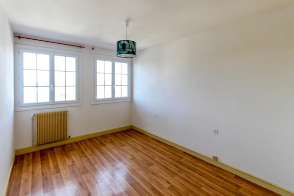 Mayenne (53100) Maison 3-4 chambres avec jardin