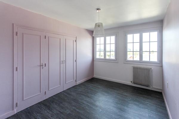 Mayenne (53100) Maison 3-4 chambres avec jardin