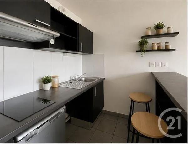 Appartement Studio à vendre  1 pièce - 27 m 2   LAUNAGUET  - 31