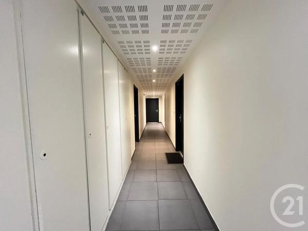Appartement Studio à vendre  1 pièce - 27 m 2   LAUNAGUET  - 31