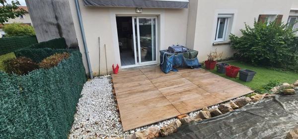 T3 AVEC GARAGE ET EXTERIEUR